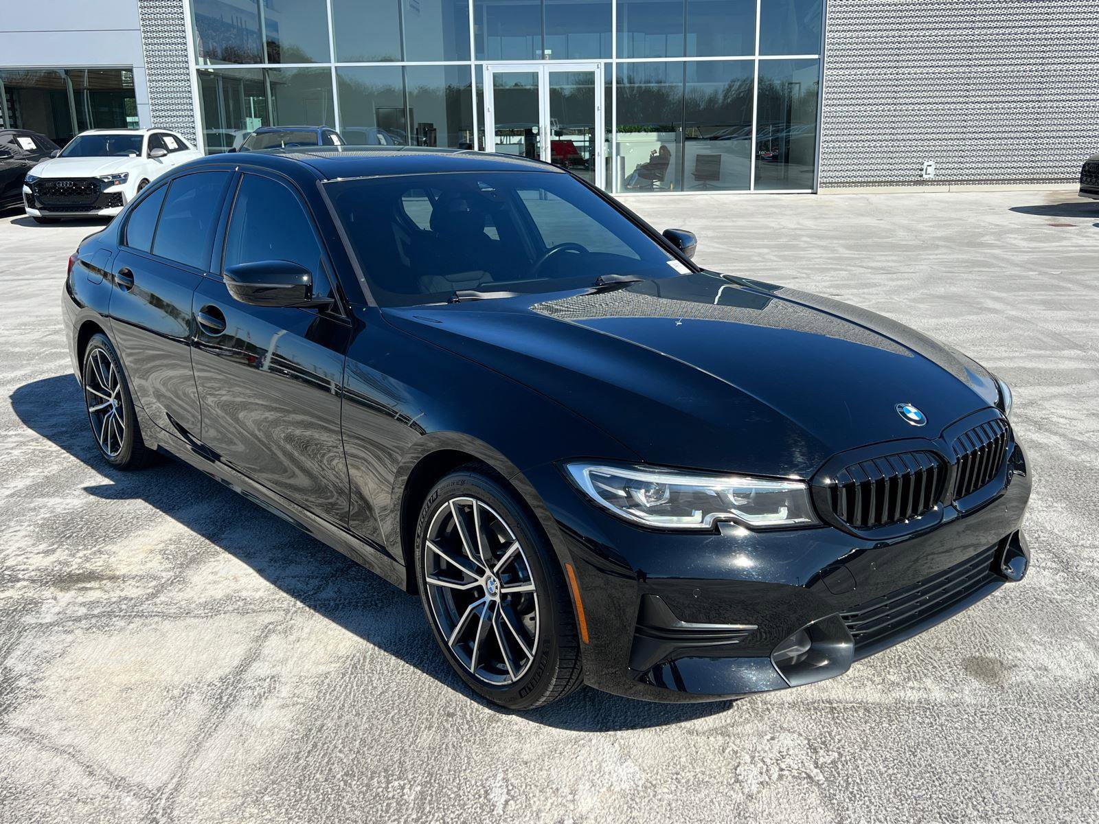 Used 2020 BMW 330i Sedan w/ Convenience Package image 3