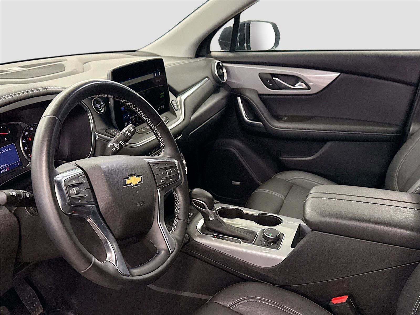 Used 2024 Chevrolet Blazer LT w/ Sound & Technology Package AWD/4WD image 4