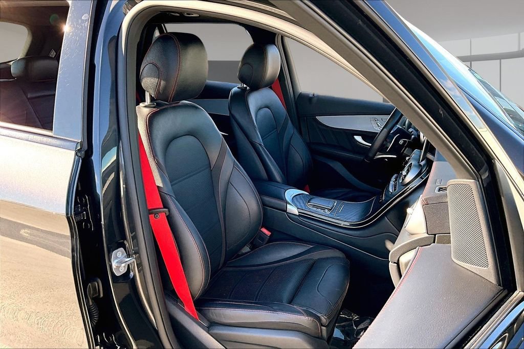 Used 2021 Mercedes-Benz GLC 43 AMG 4MATIC image 27