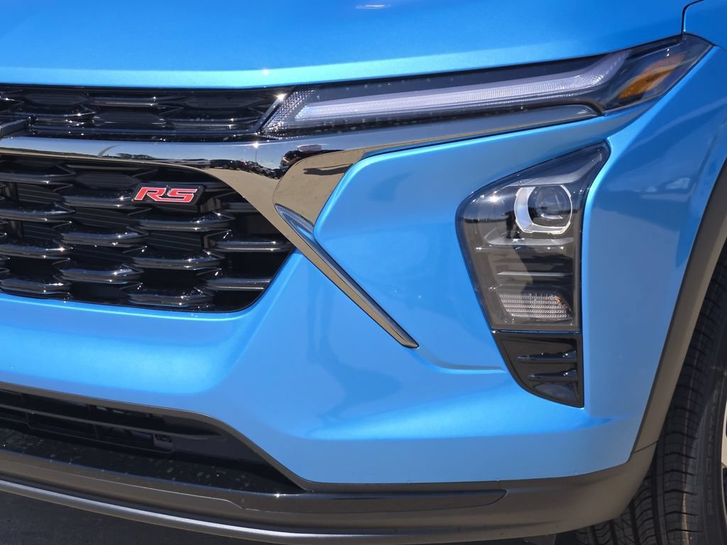 New 2026 Chevrolet Trax RS w/ Sunroof Package FWD image 21