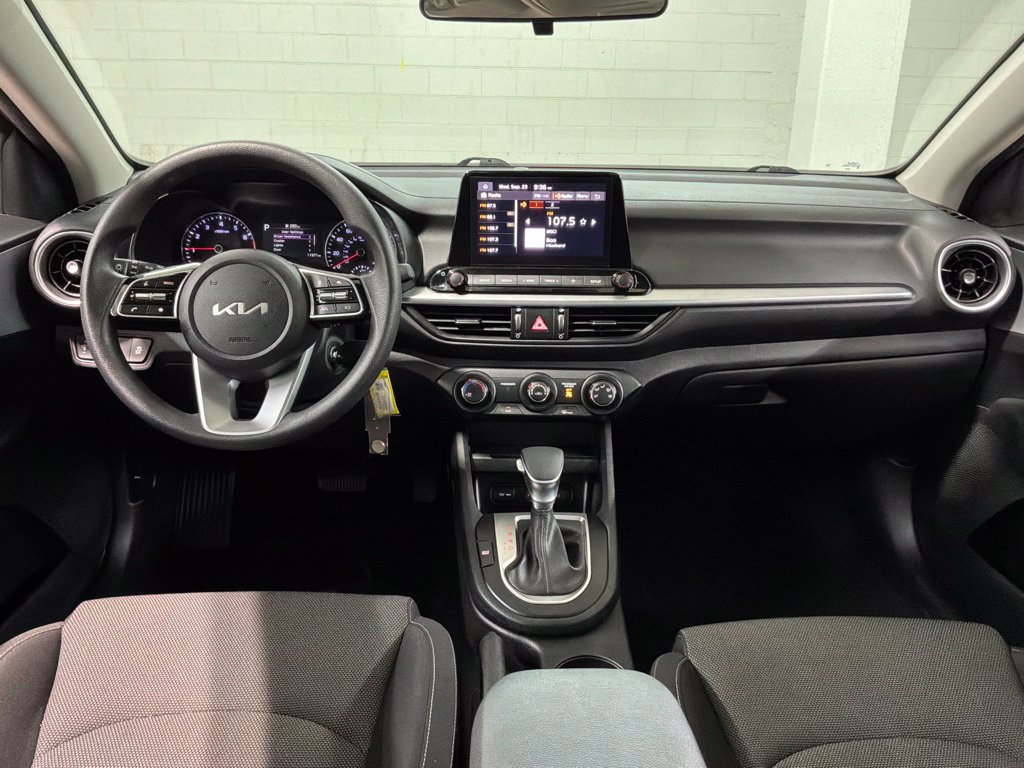 Used 2024 Kia Forte LXS w/ LXS Technology Package FWD image 6