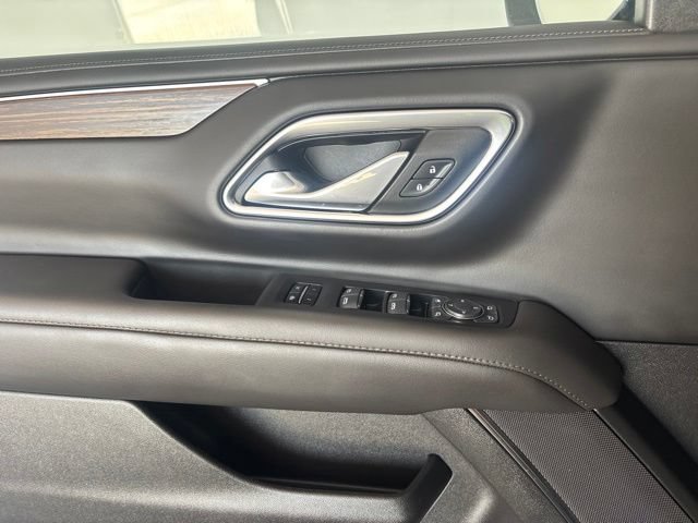 Used 2024 Chevrolet Tahoe High Country w/ Advanced Technology Package AWD/4WD image 12