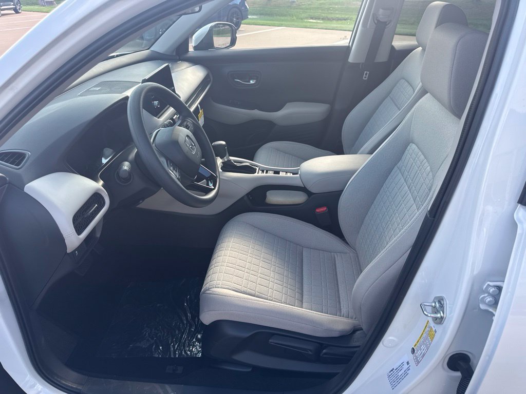 New 2027 Honda HR-V LX image 16
