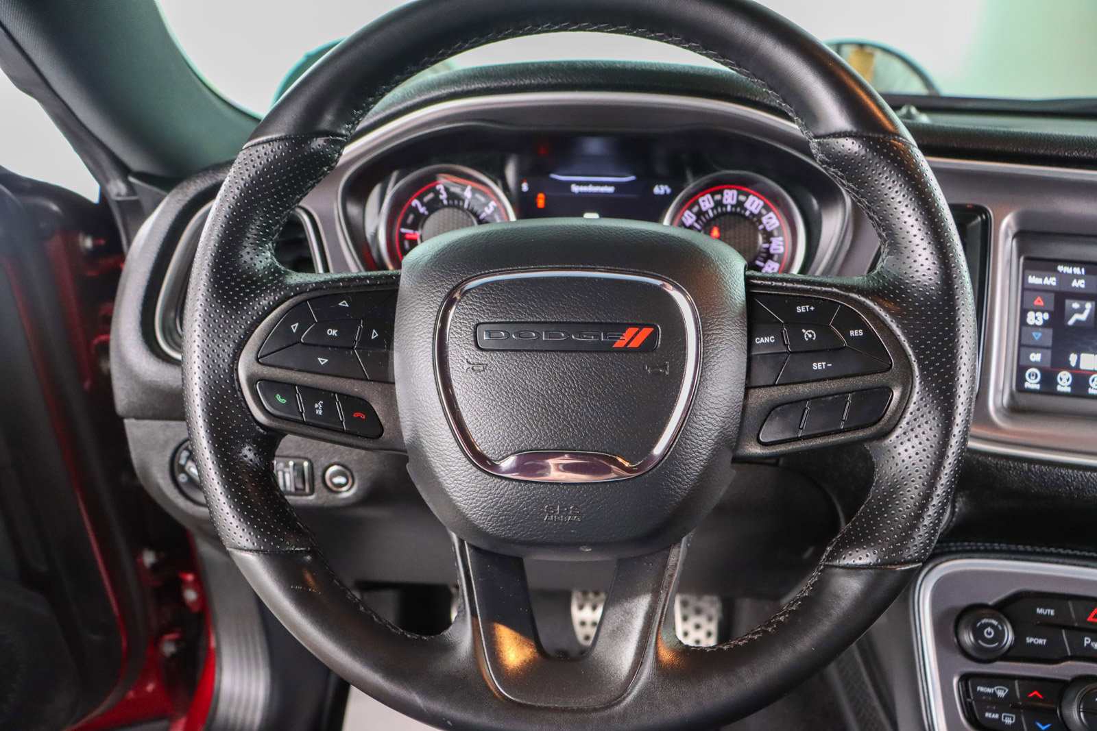 Used 2022 Dodge Challenger R/T image 12