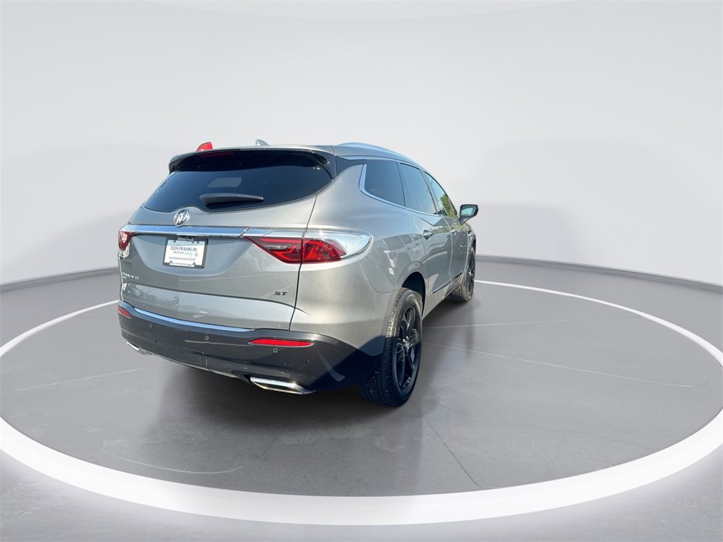 Used 2023 Buick Enclave Essence w/ Experience Buick Package image 8