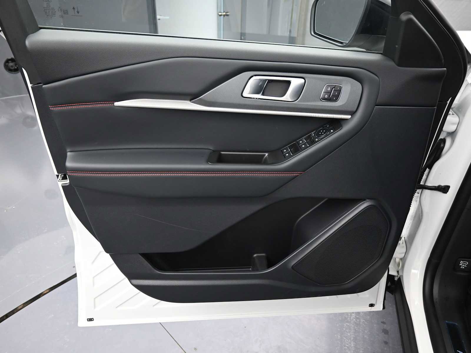 New 2026 Ford Explorer ST image 25