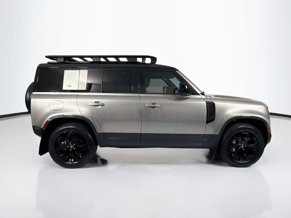 Used 2024 Land Rover Defender 110 S AWD/4WD image 4