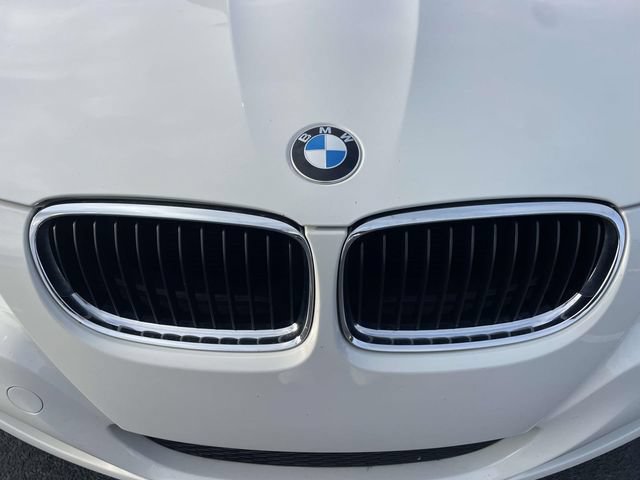 Used 2009 BMW 328i Sedan RWD image 5