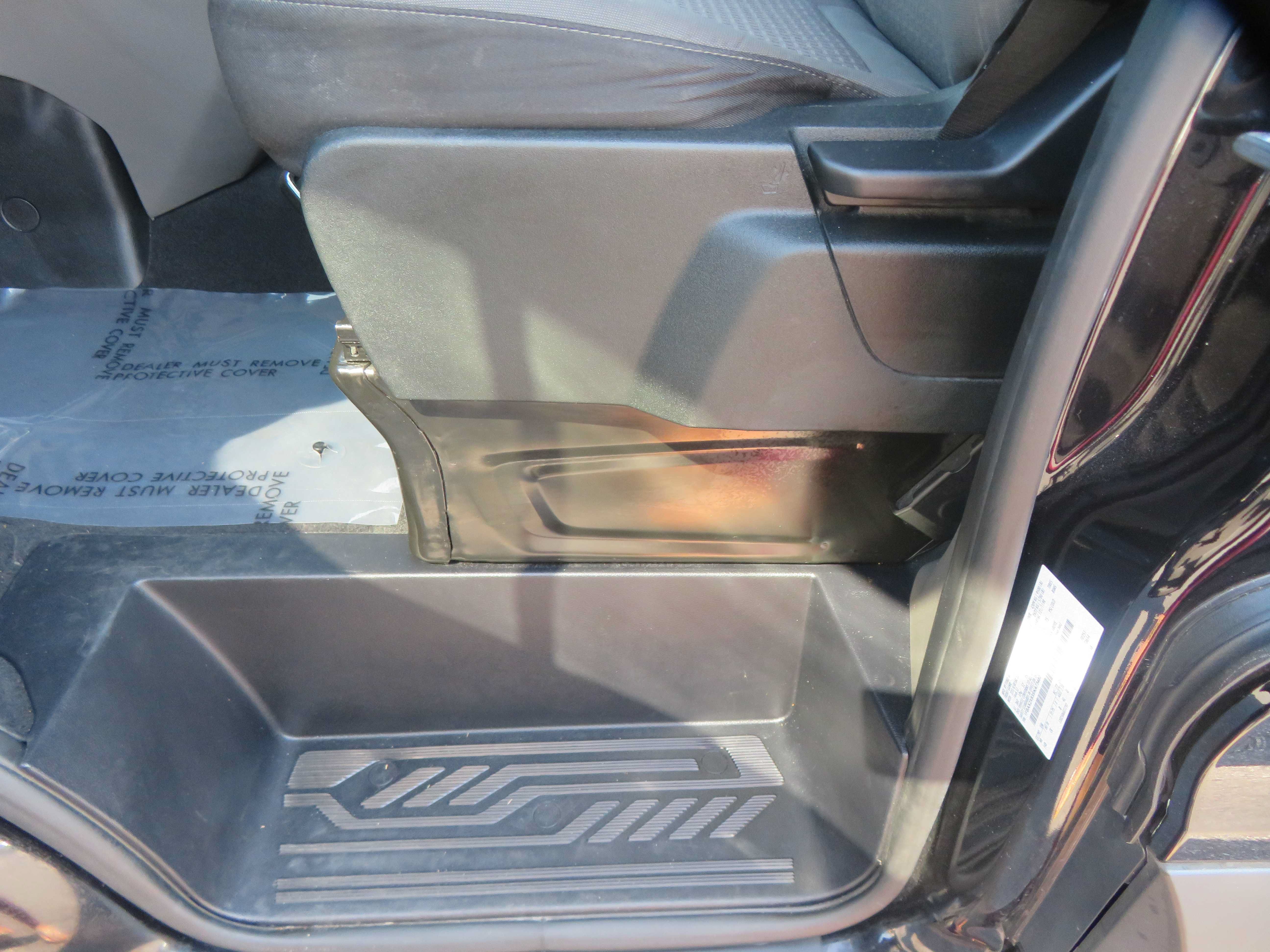 Used 2025 Ford Transit 350 XLT RWD image 16