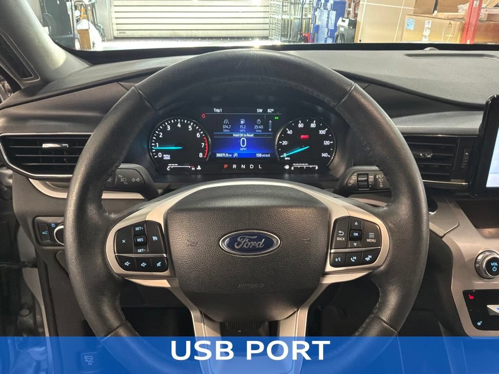 Used 2023 Ford Explorer XLT w/ Equipment Group 202A AWD/4WD image 12