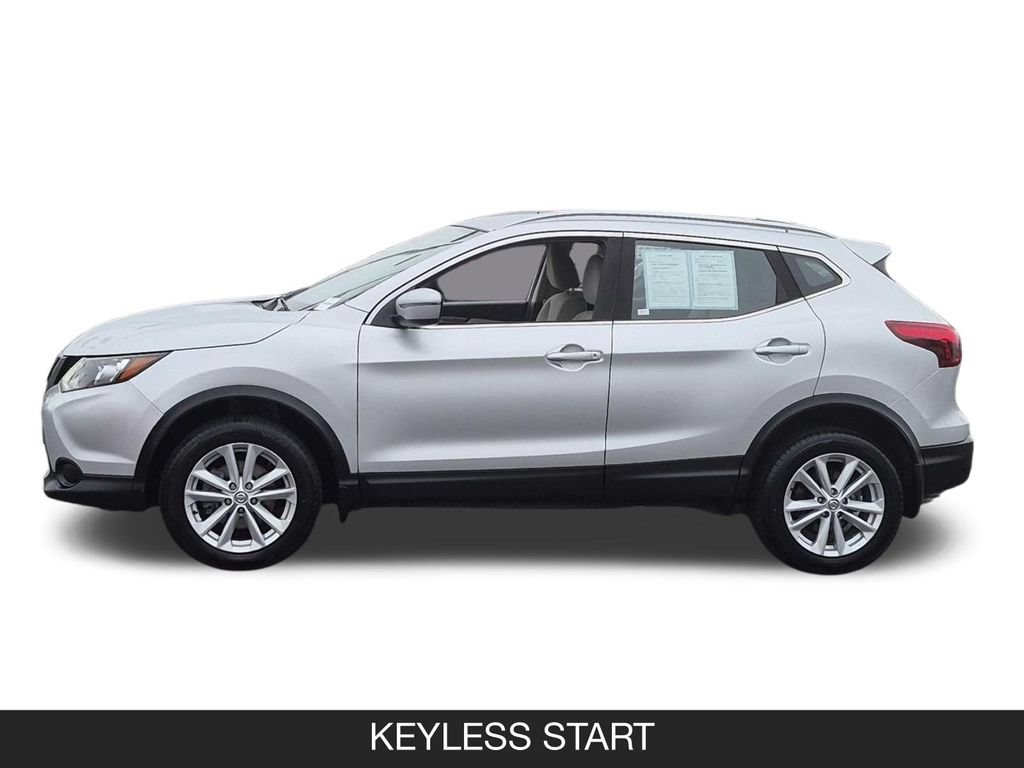 Used 2018 Nissan Rogue Sport SV FWD image 5