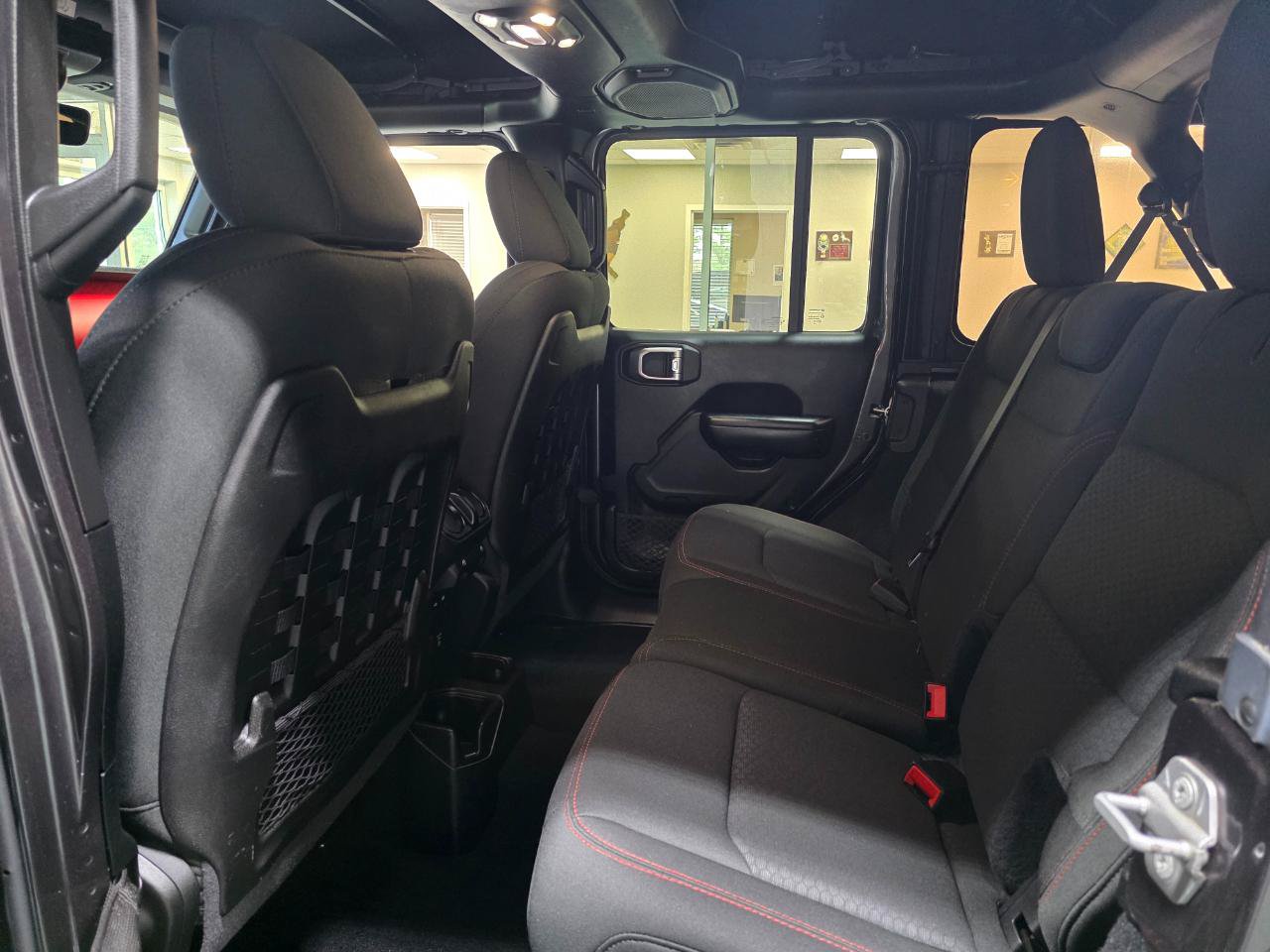 Used 2019 Jeep Wrangler Unlimited Rubicon AWD/4WD image 20