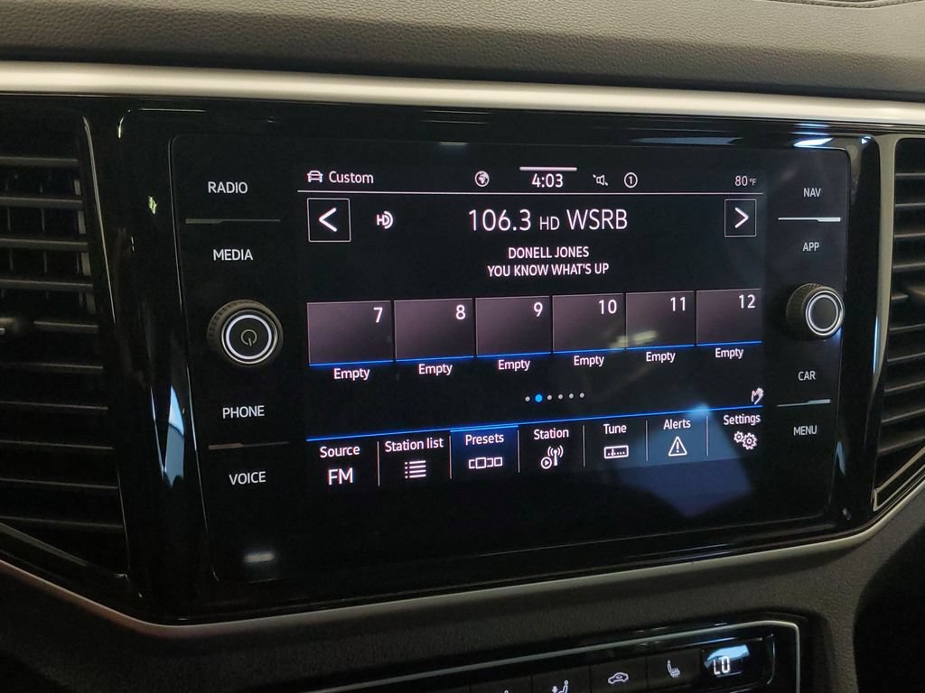 Used 2023 Volkswagen Atlas Cross Sport SEL AWD/4WD image 18