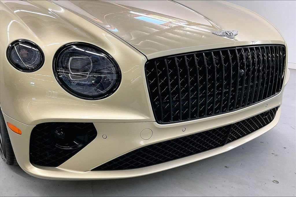 Used 2024 Bentley Continental GT Azure AWD/4WD image 32