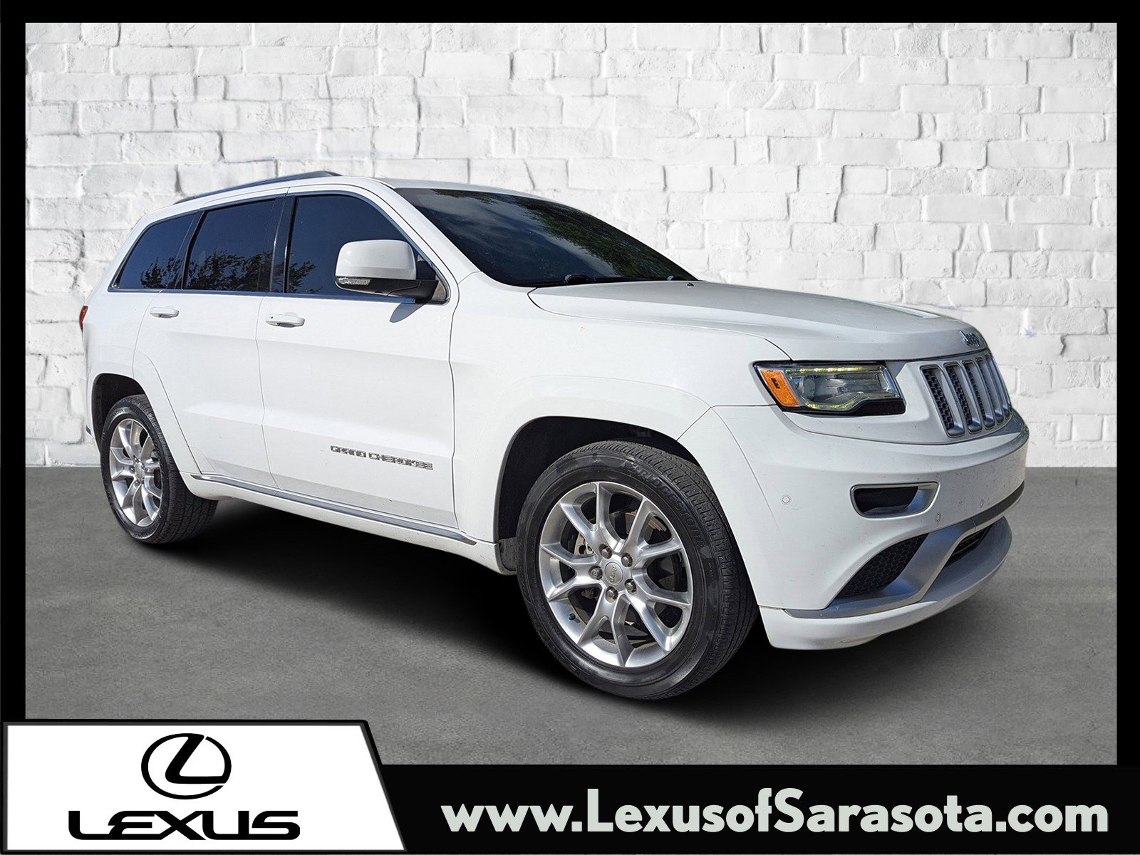 Used 2016 Jeep Grand Cherokee Summit w/ Platinum Series Group