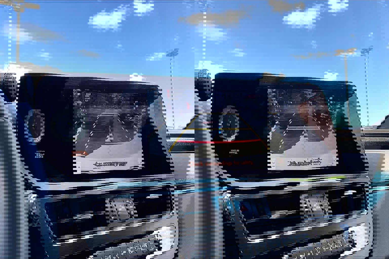 Used 2025 Lexus ES 300h F Sport w/ Accessory Package (Z1) image 27