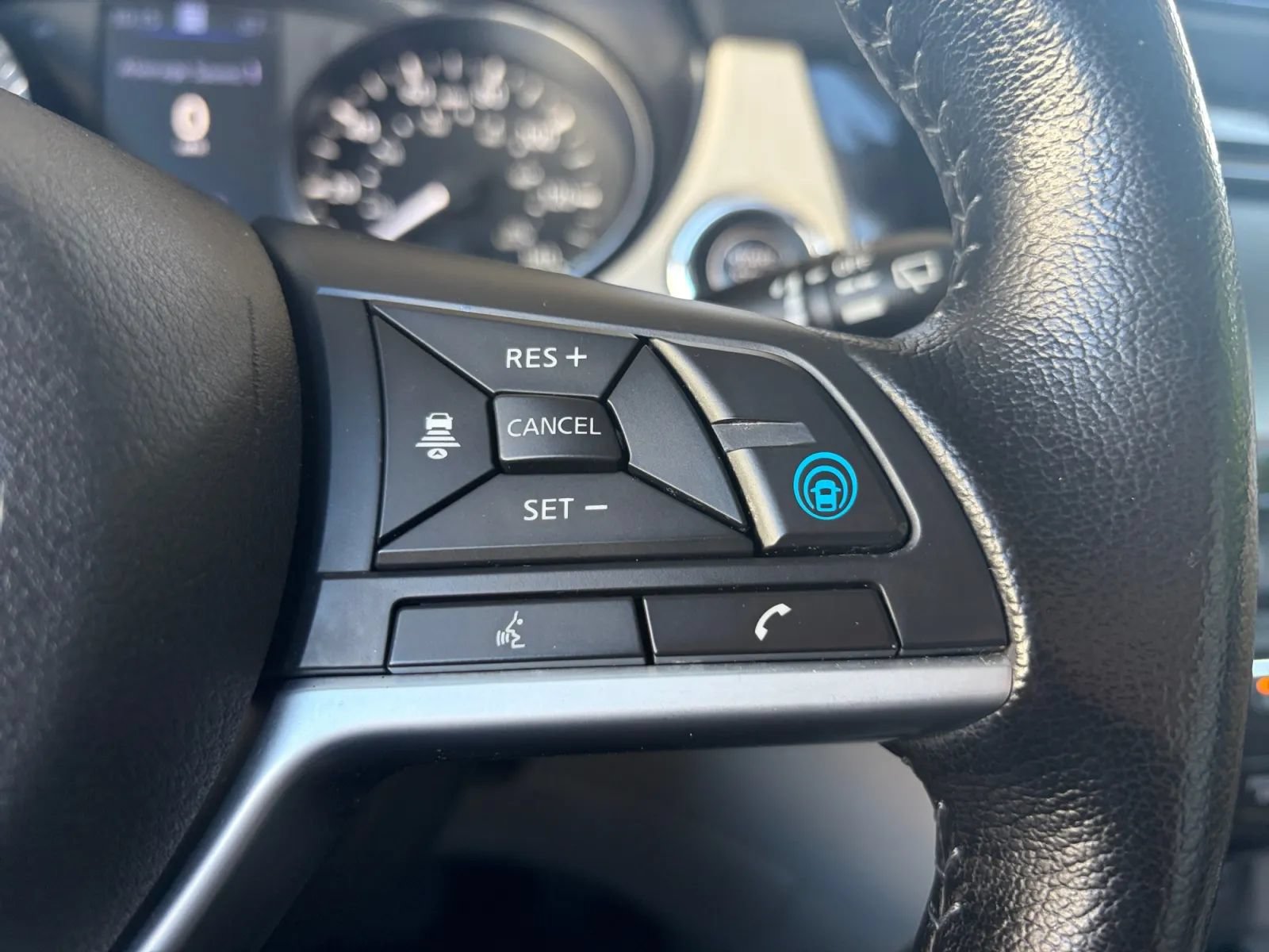 Used 2020 Nissan Rogue Sport SL w/ Premium Package AWD/4WD image 31