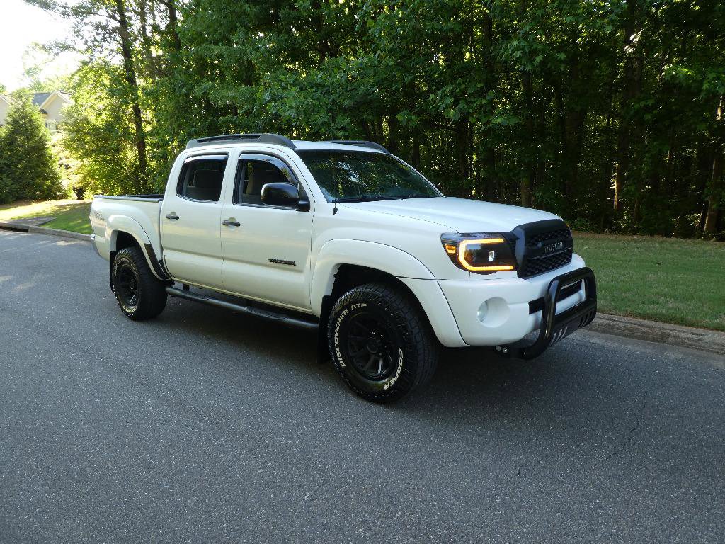 Used 2010 Toyota Tacoma PreRunner RWD image 23