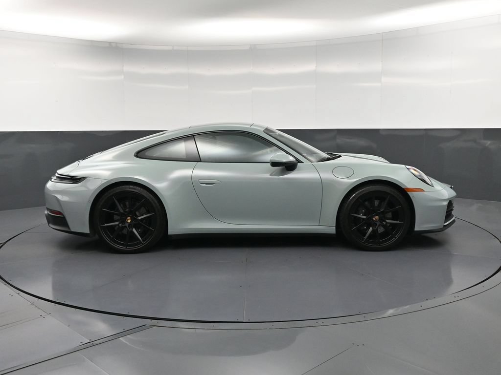 Certified 2025 Porsche 911 Carrera RWD image 9