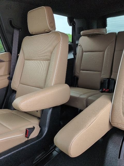 Used 2023 Chevrolet Tahoe Premier AWD/4WD image 8