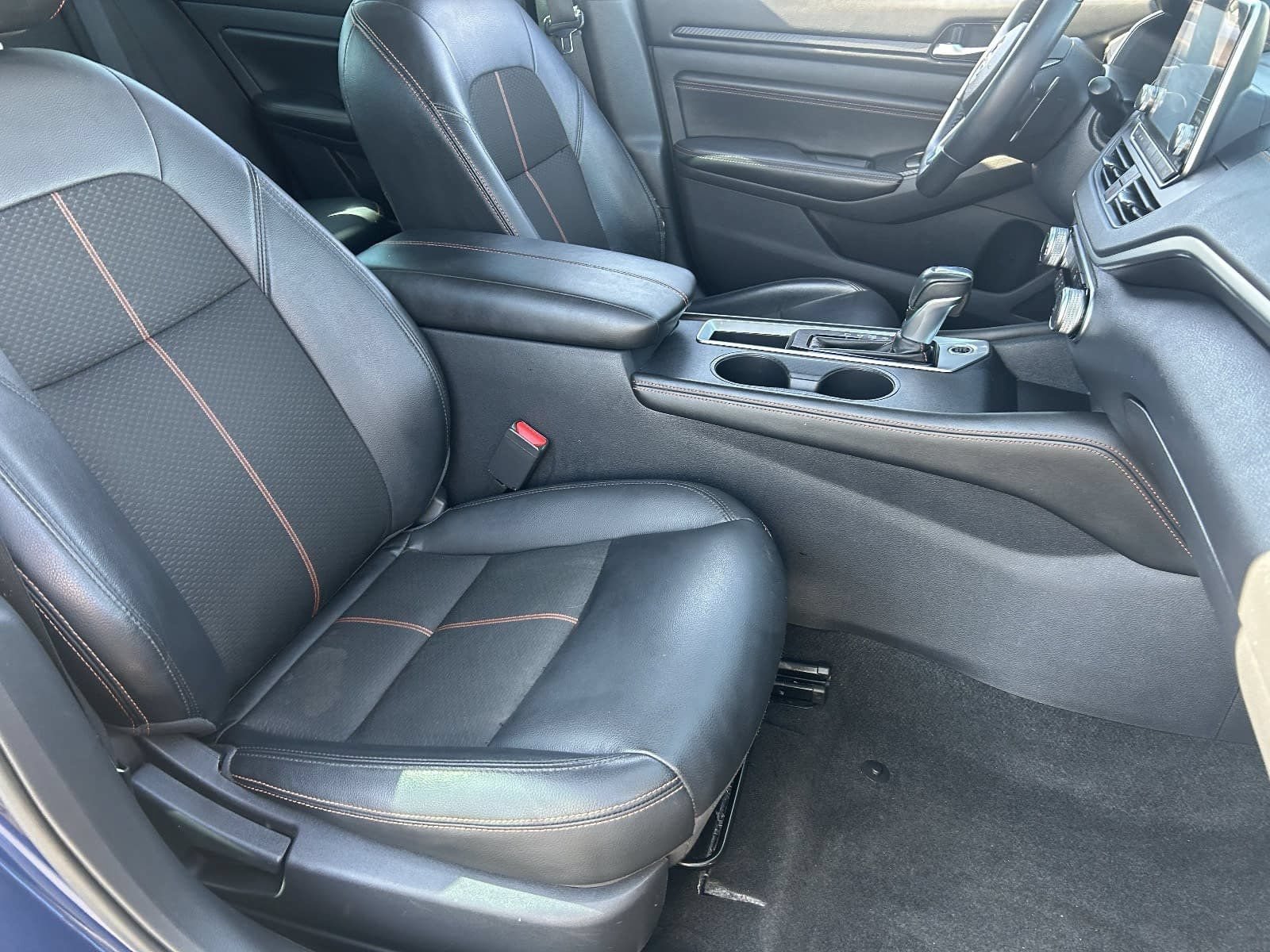 Used 2020 Nissan Altima 2.5 SR w/ Premium Package FWD image 14