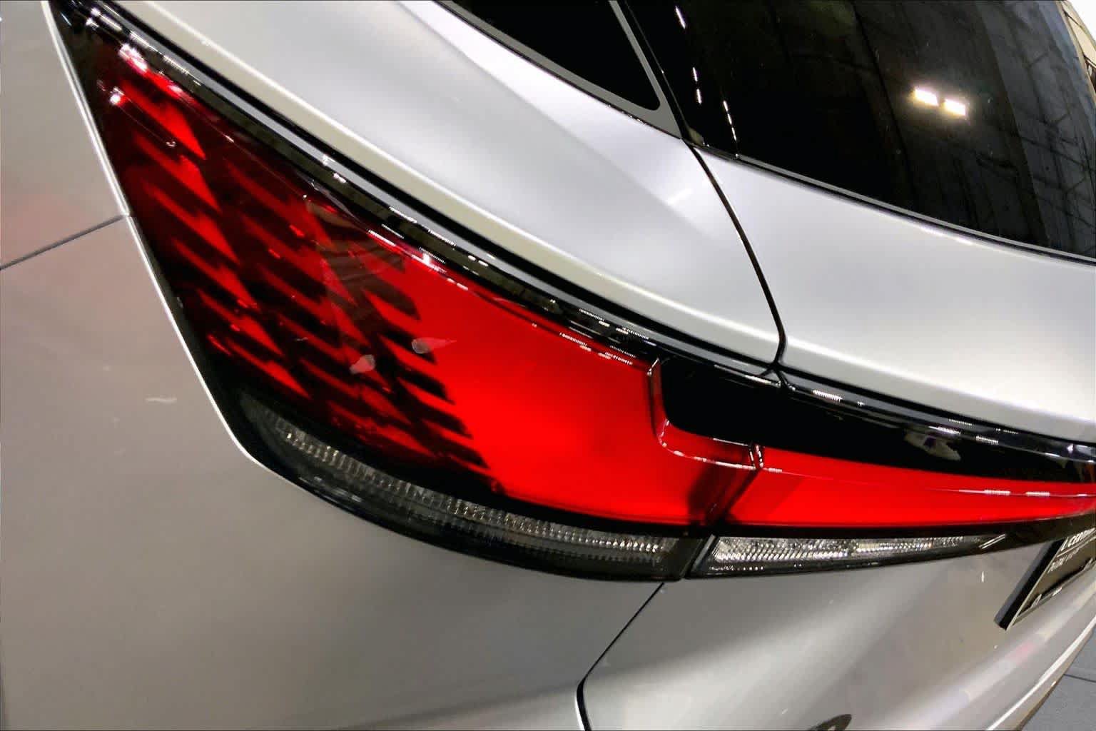 Used 2025 Lexus RX 350 Premium w/ Convenience Package AWD/4WD image 29