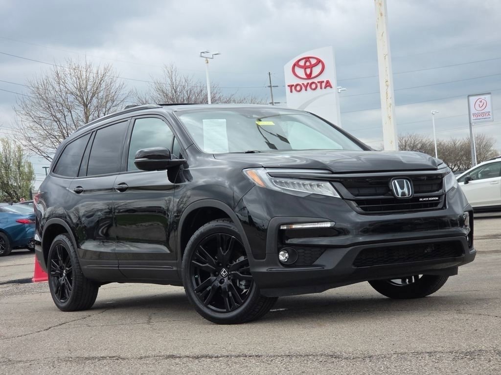 Used 2021 Honda Pilot Black Edition image 2