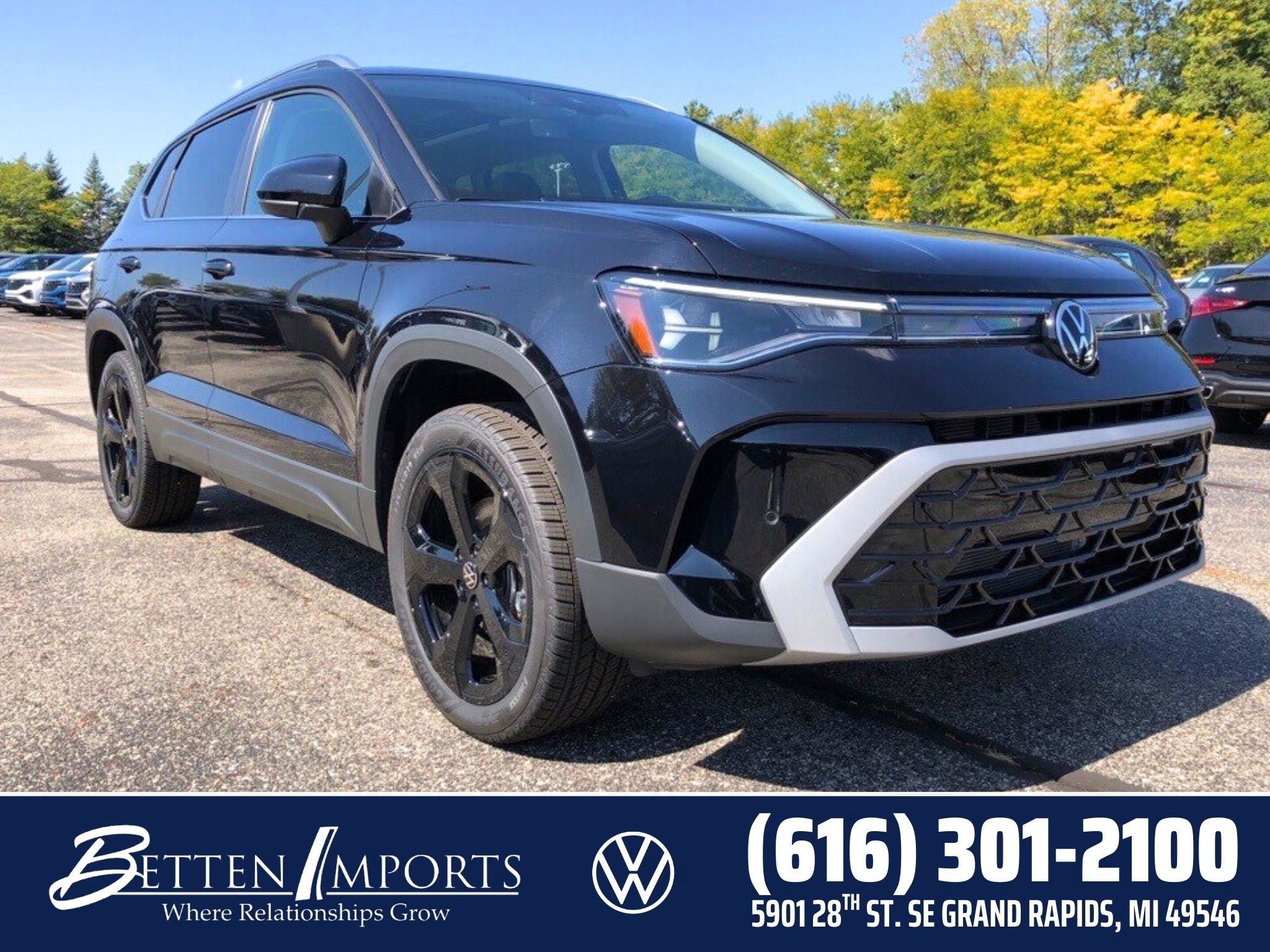 New 2025 Volkswagen Taos SEL image 1