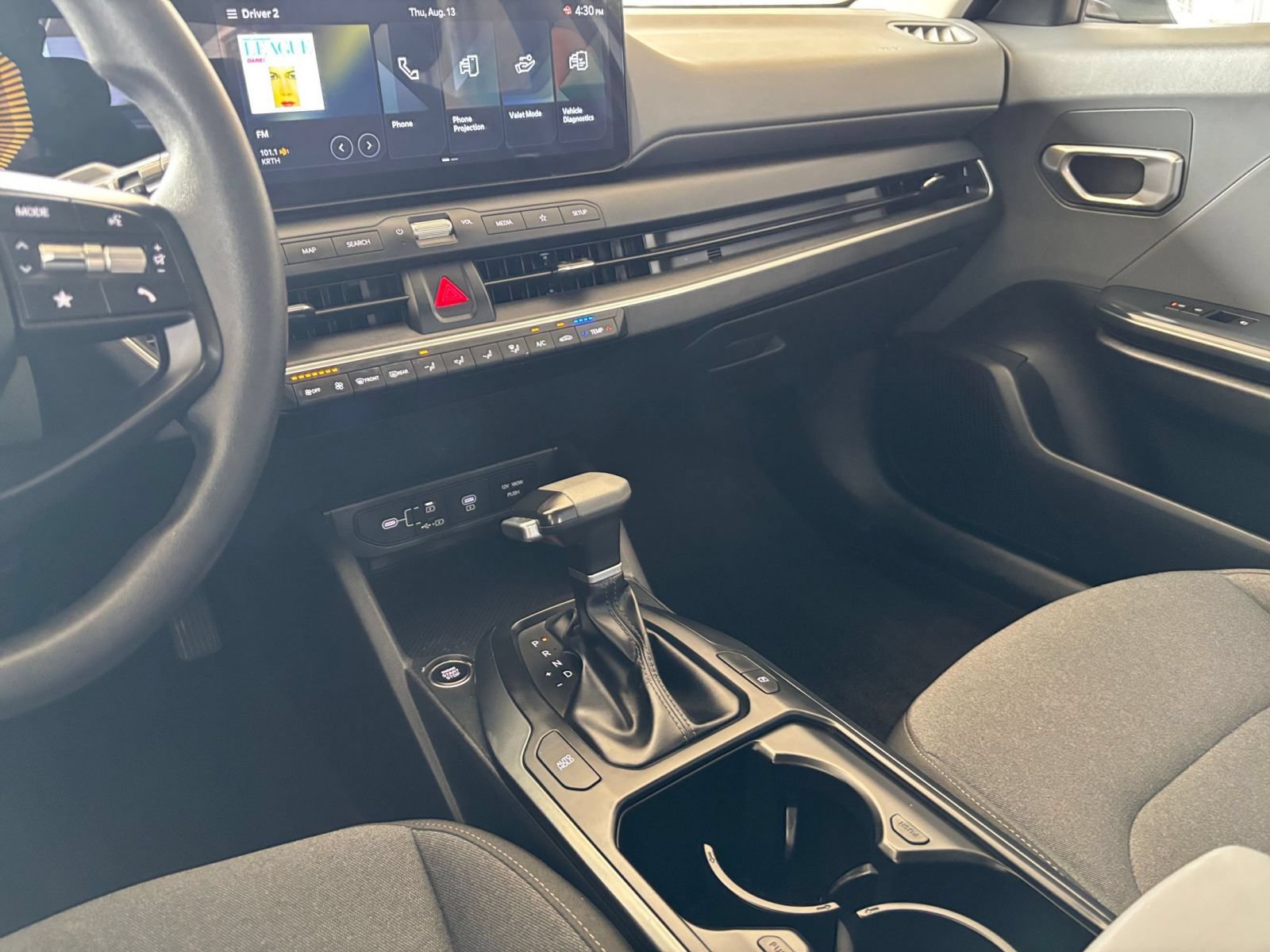 Used 2025 Kia K4 FWD image 34