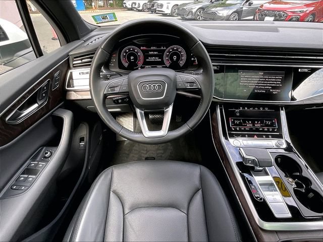 Used 2020 Audi Q7 3.0T Prestige AWD/4WD image 11