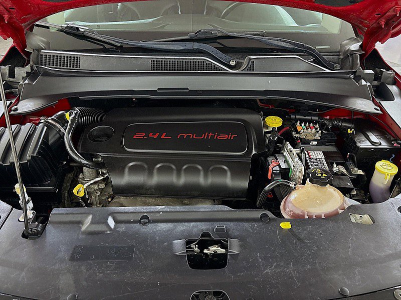 Used 2017 Jeep Compass Latitude w/ Cold Weather Group image 28