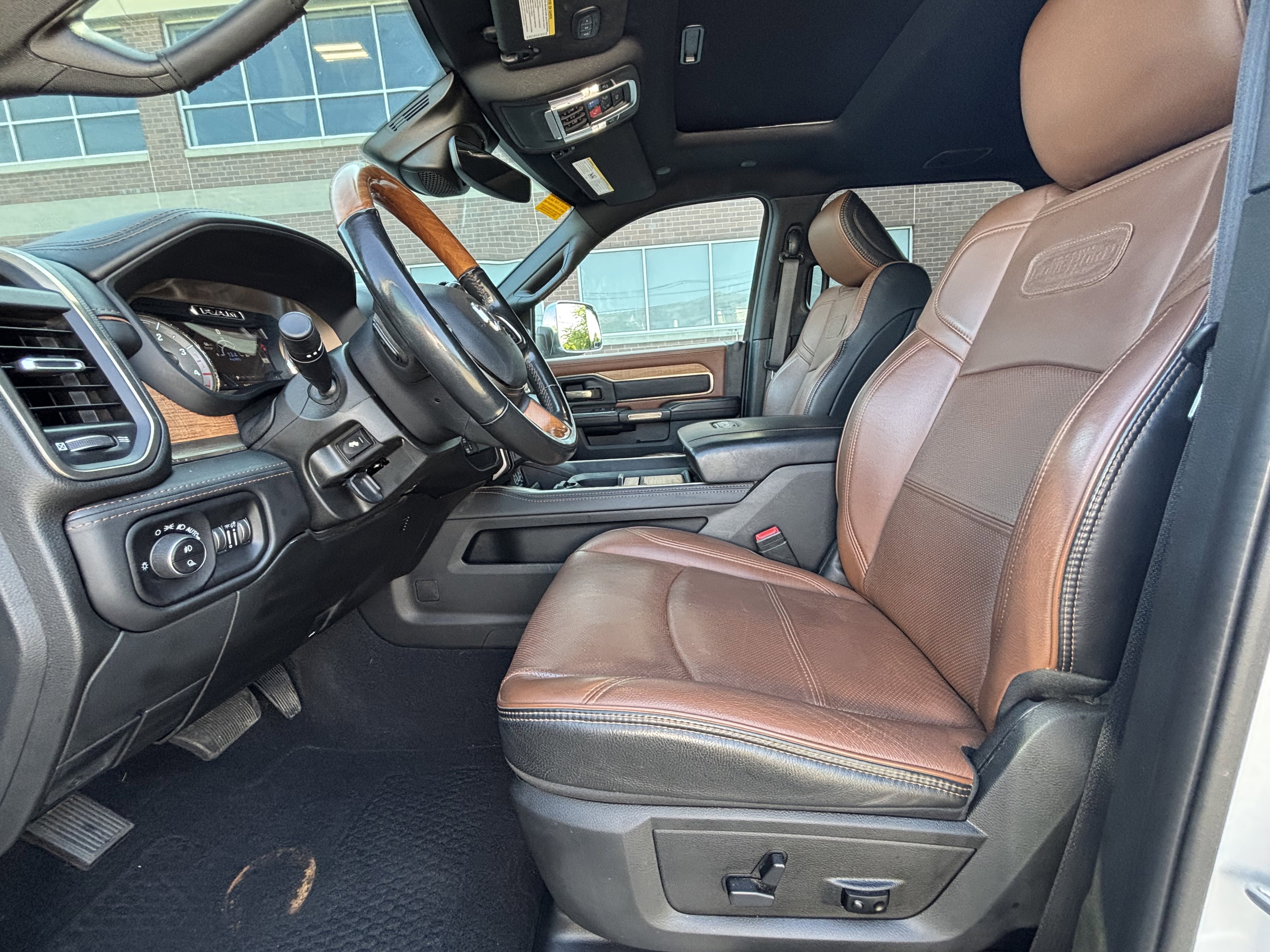 Used 2020 RAM 3500 Limited image 17