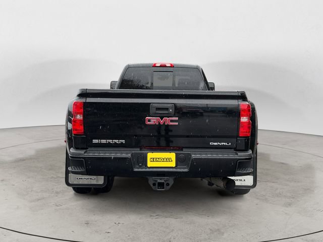 Used 2017 GMC Sierra 3500 Denali image 4