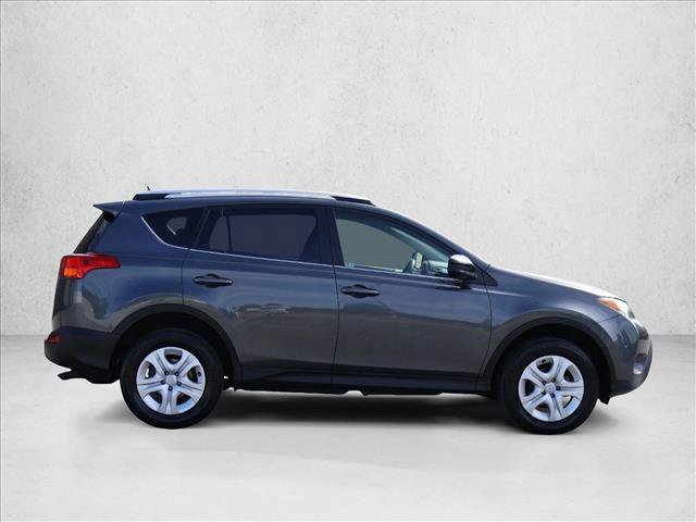 Used 2015 Toyota RAV4 LE AWD/4WD image 4