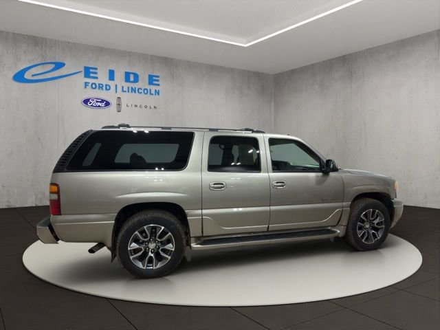 Used 2003 GMC Yukon XL Denali image 7
