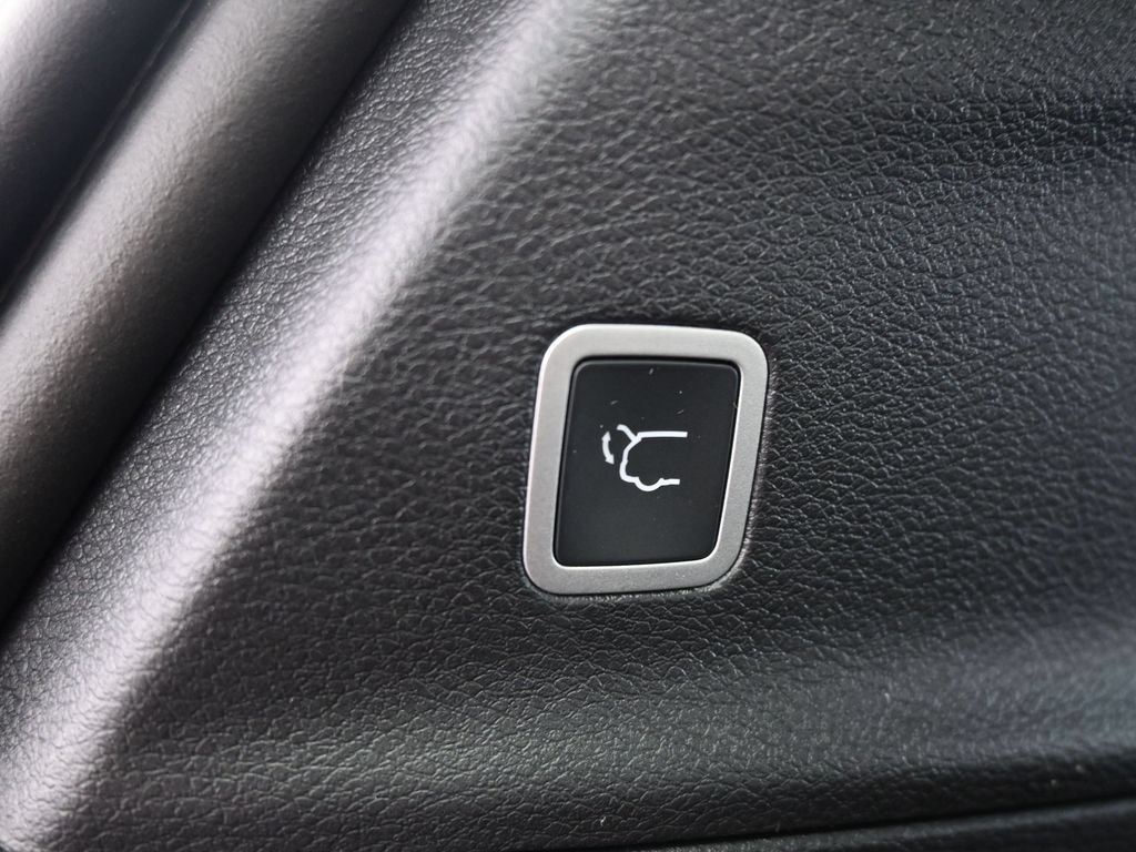 New 2026 Chrysler Pacifica Select FWD image 31