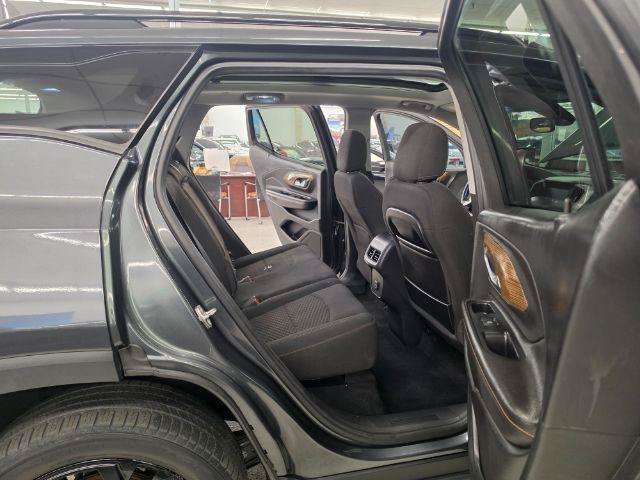 Used 2020 GMC Terrain SLE w/ Driver Convenience Package FWD image 12