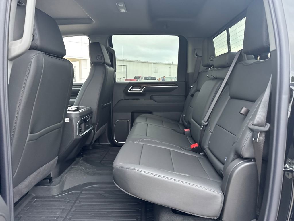 New 2026 GMC Sierra 2500 SLT w/ SLT Premium Package AWD/4WD image 13