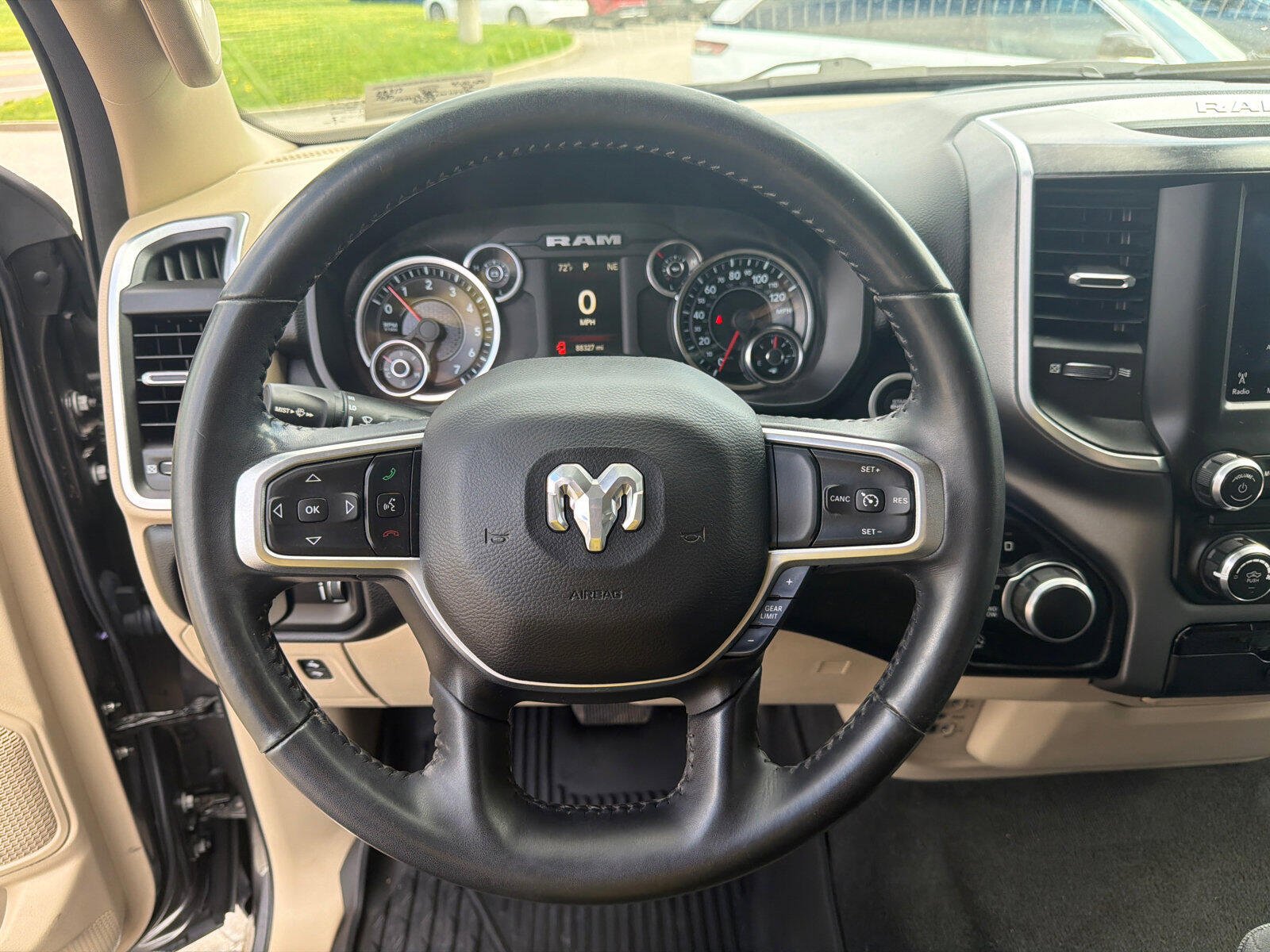 Used 2020 RAM 1500 4x4 Crew Cab image 14
