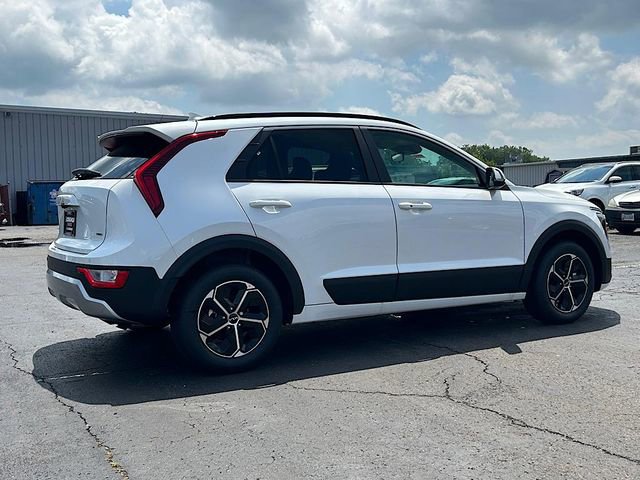 New 2025 Kia Niro EX image 6