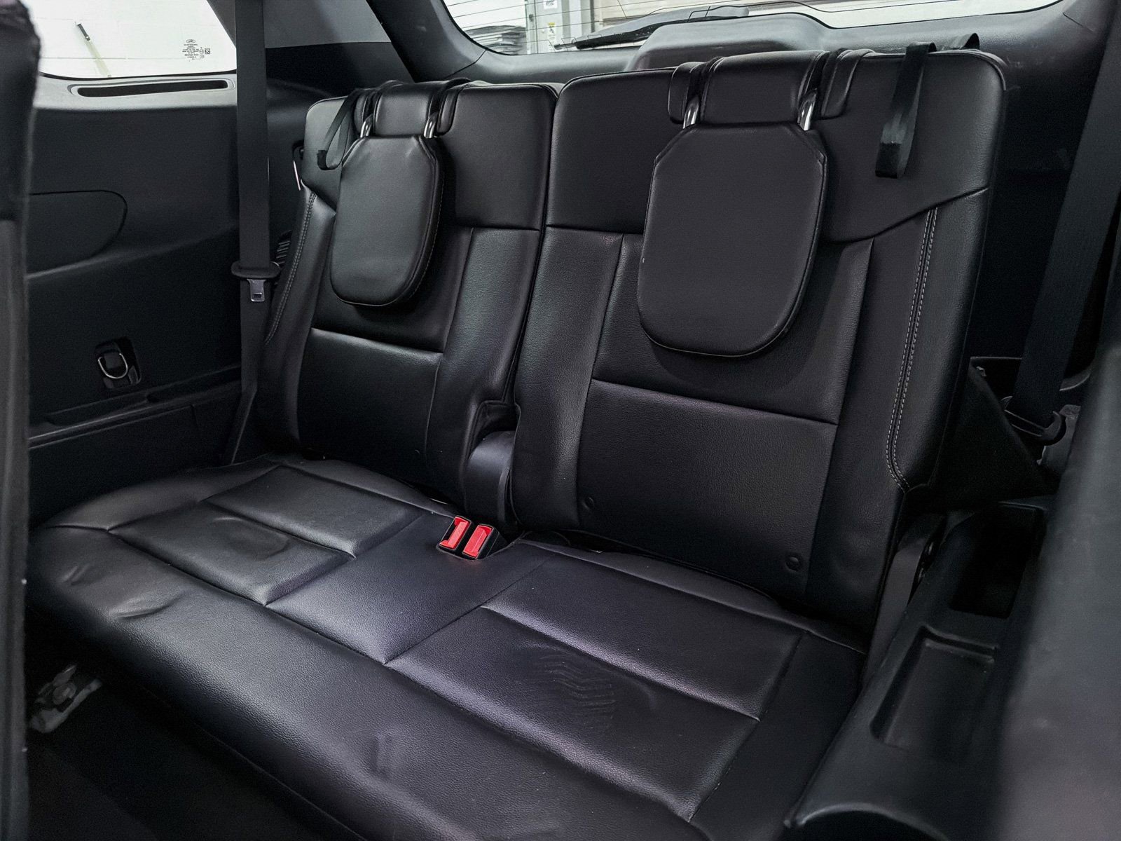 Used 2022 Ford Explorer Limited image 29