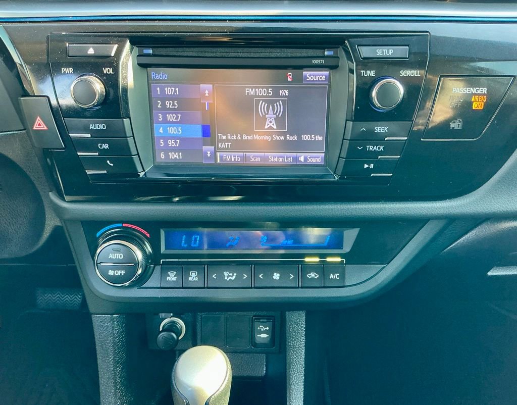 Used 2016 Toyota Corolla S FWD image 33