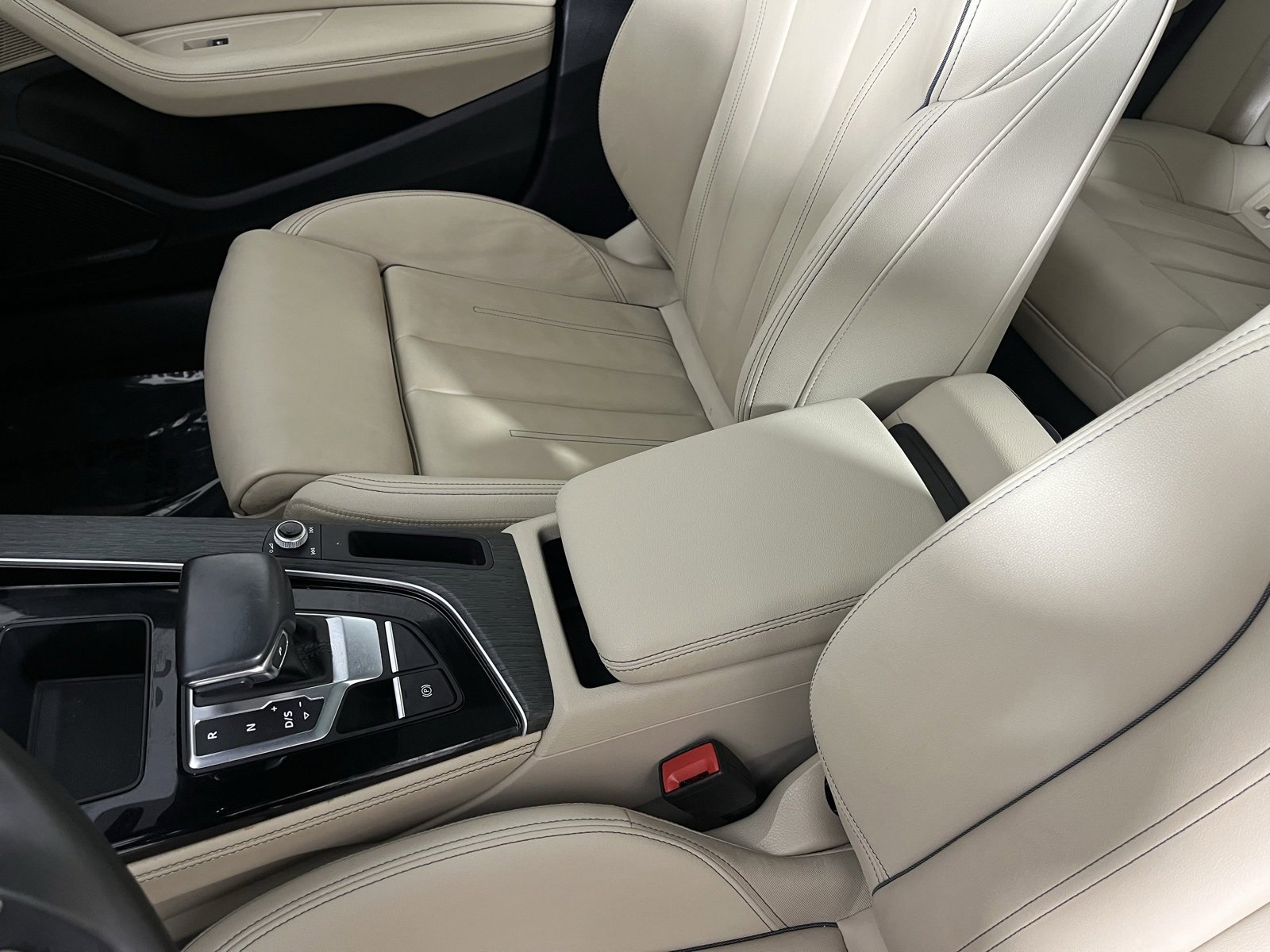 Used 2024 Audi A4 2.0T Premium Plus image 13