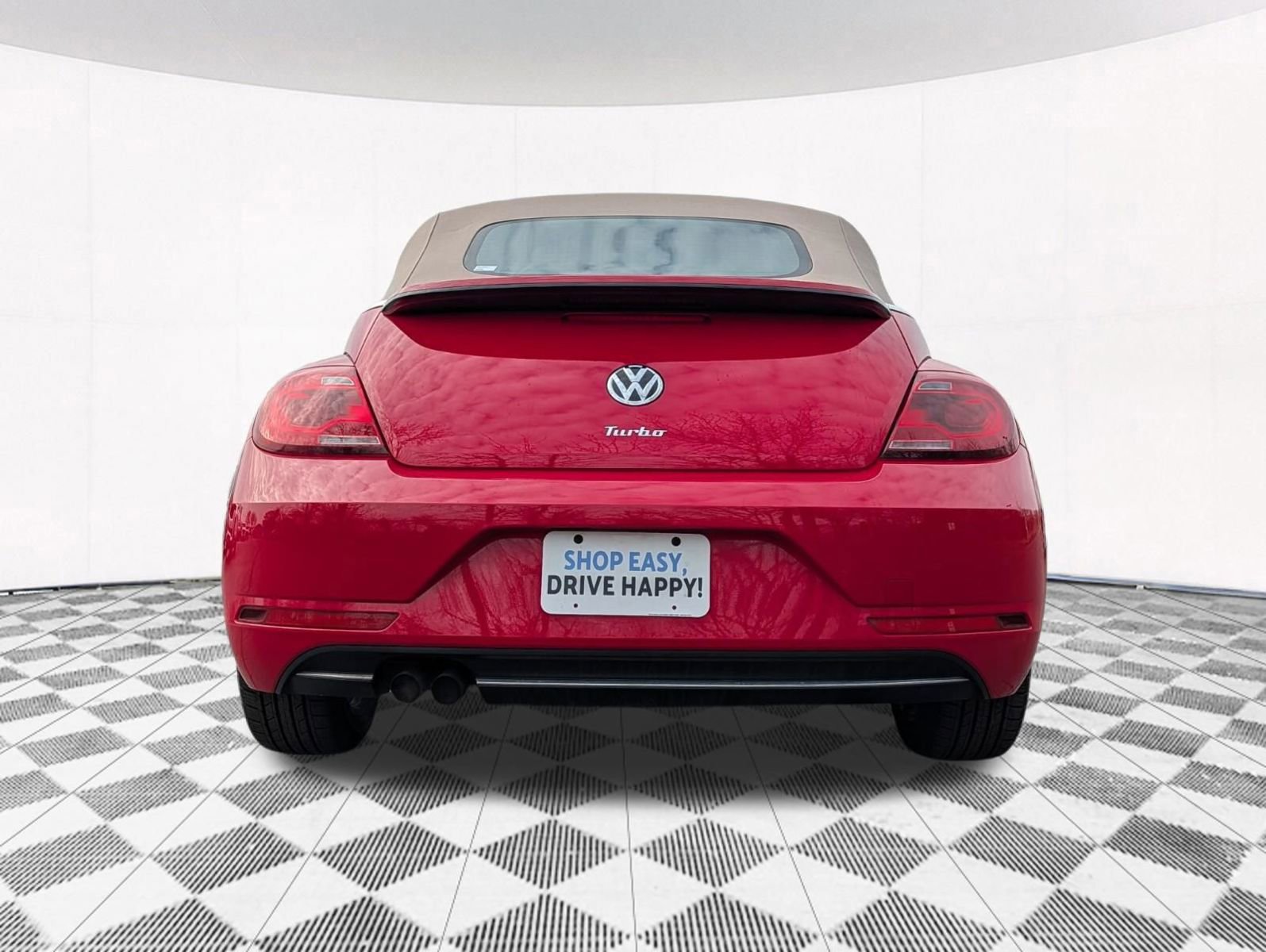 Used 2019 Volkswagen Beetle 2.0T image 10