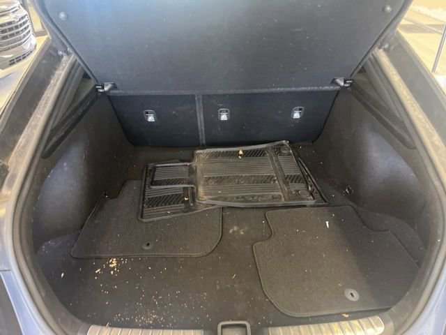 Used 2022 Kia Stinger GT2 w/ Red Interior Color Package image 18