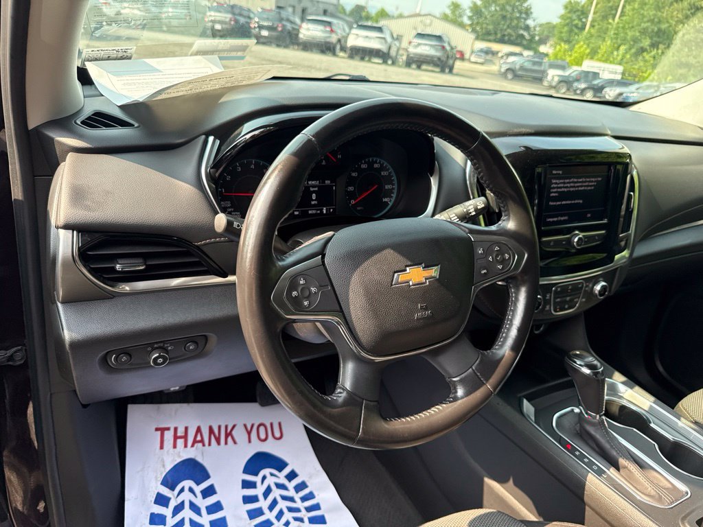 Used 2020 Chevrolet Traverse LT FWD image 13
