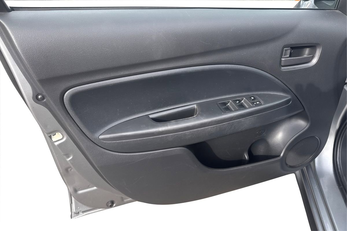 Used 2020 Mitsubishi Mirage G4 ES image 18