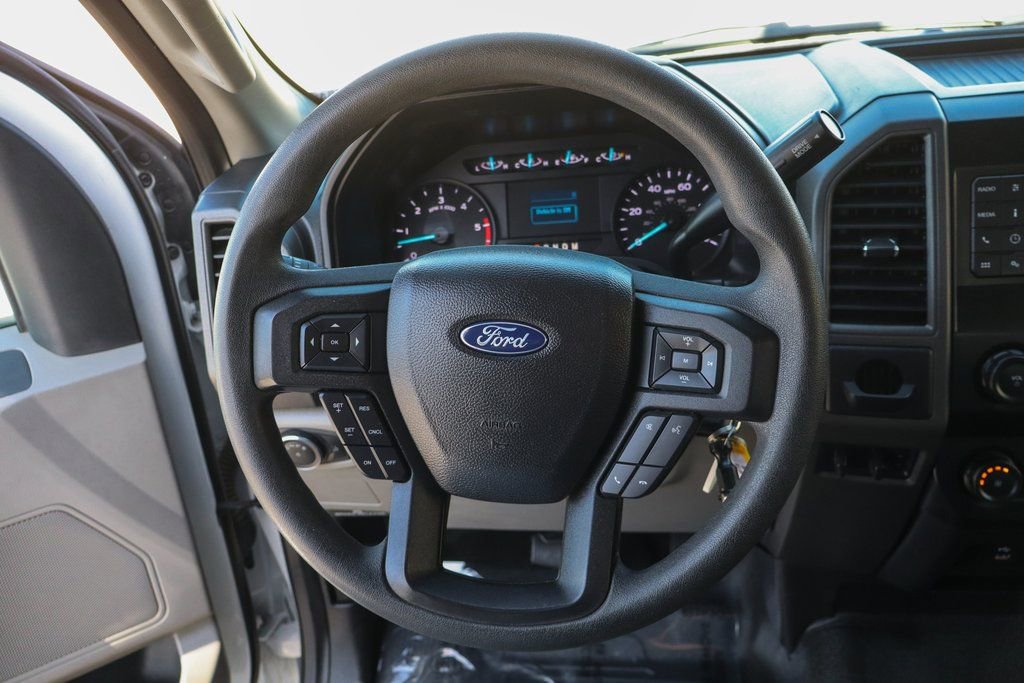 Used 2020 Ford F550 2WD Regular Cab Super Duty image 25