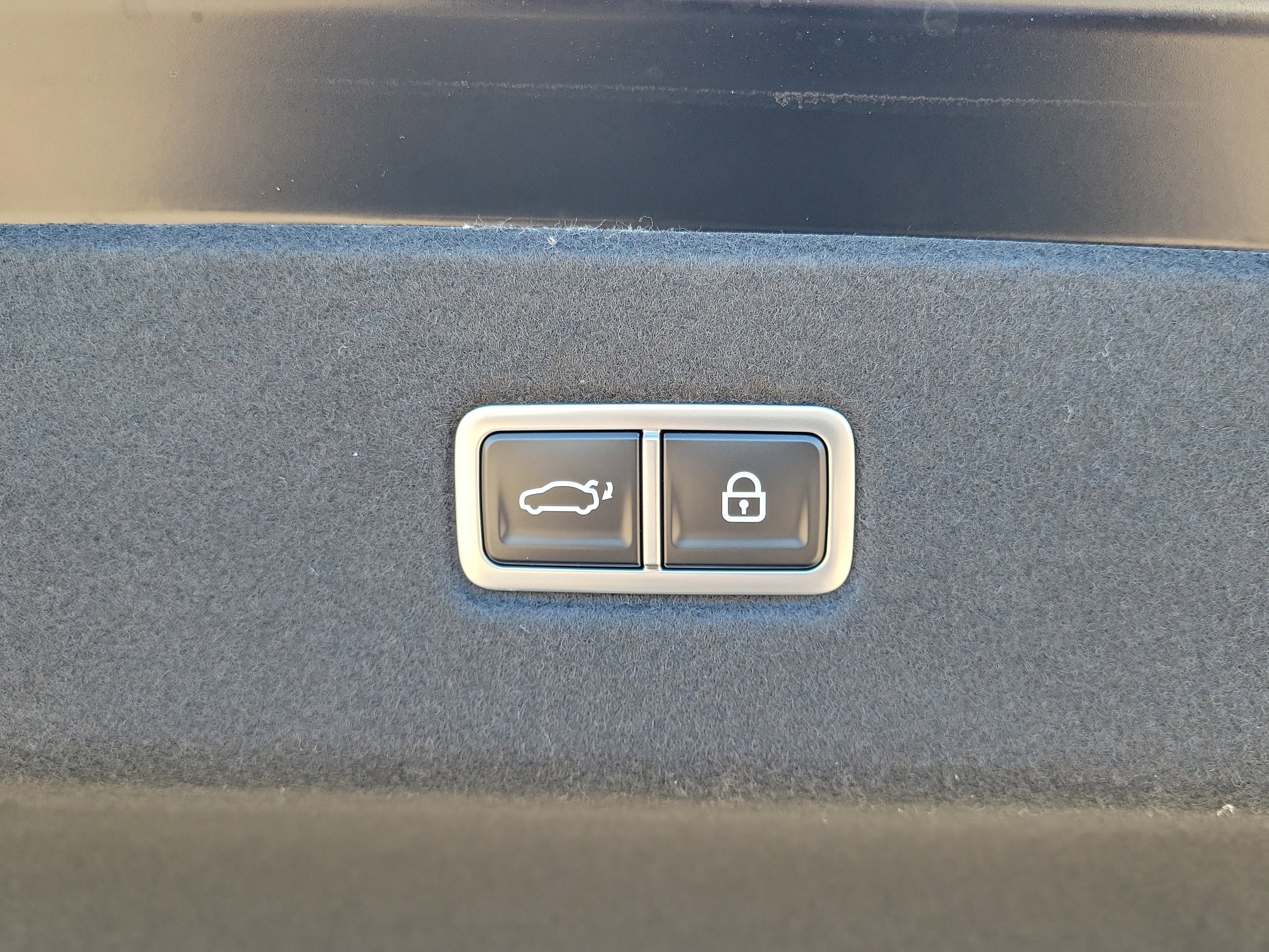 New 2025 Hyundai Ioniq 6 SE image 8