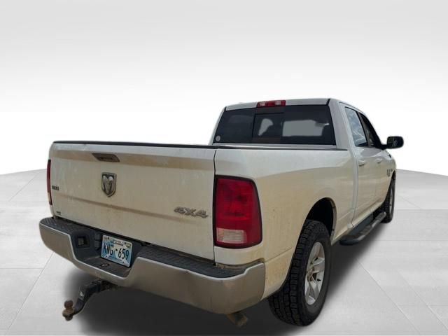 Used 2019 RAM 1500 Classic SLT AWD/4WD image 3